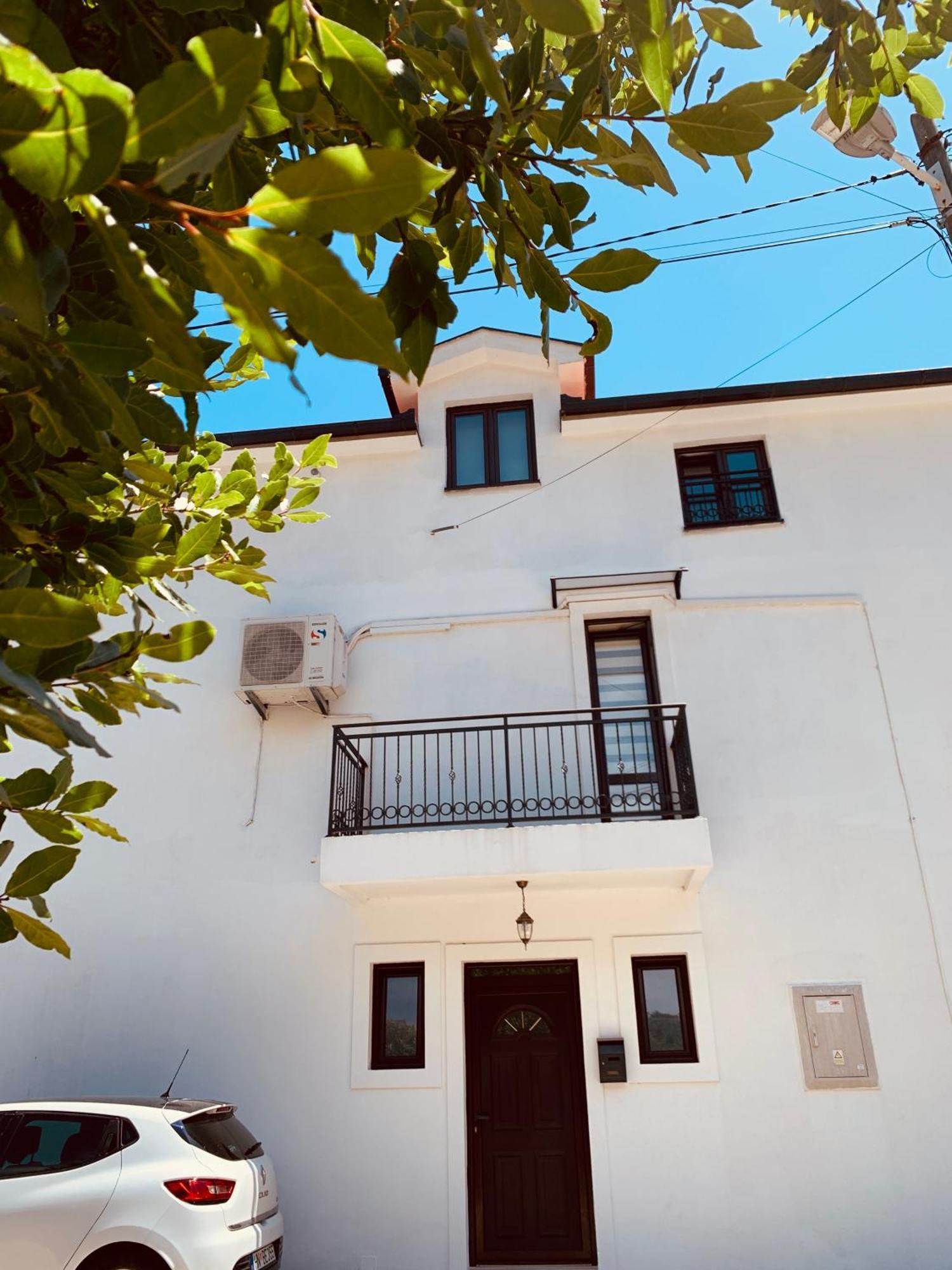 Apartments Gudelj Kamenari Exterior foto